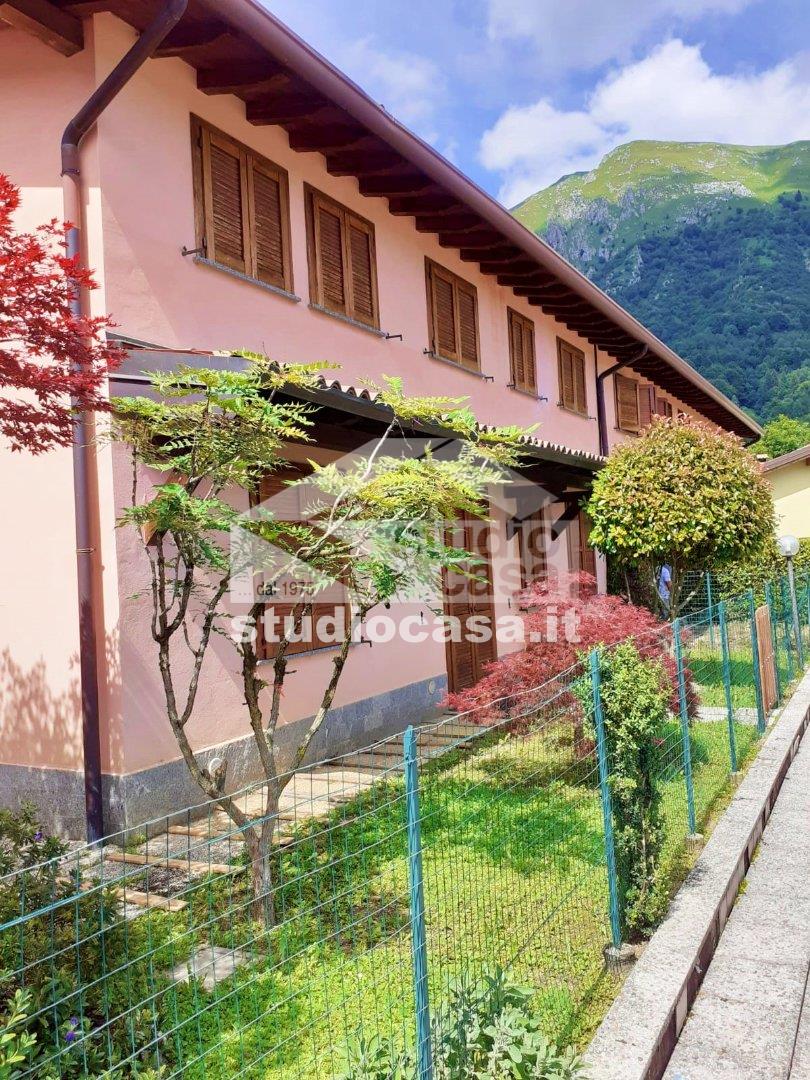 Villa a schiera in vendita a Oneta