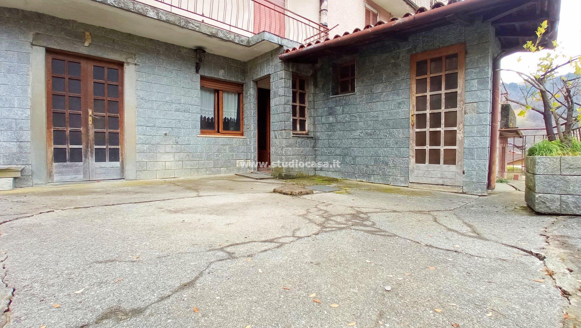 Appartamento in vendita a Gorno