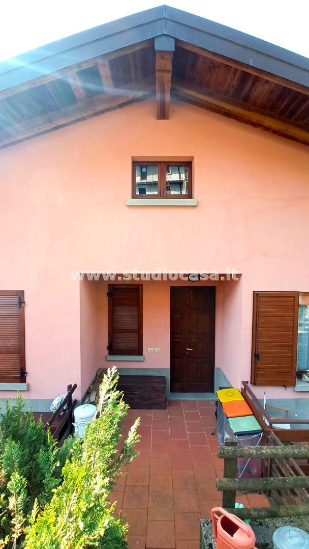 Appartamento in vendita a Gorno