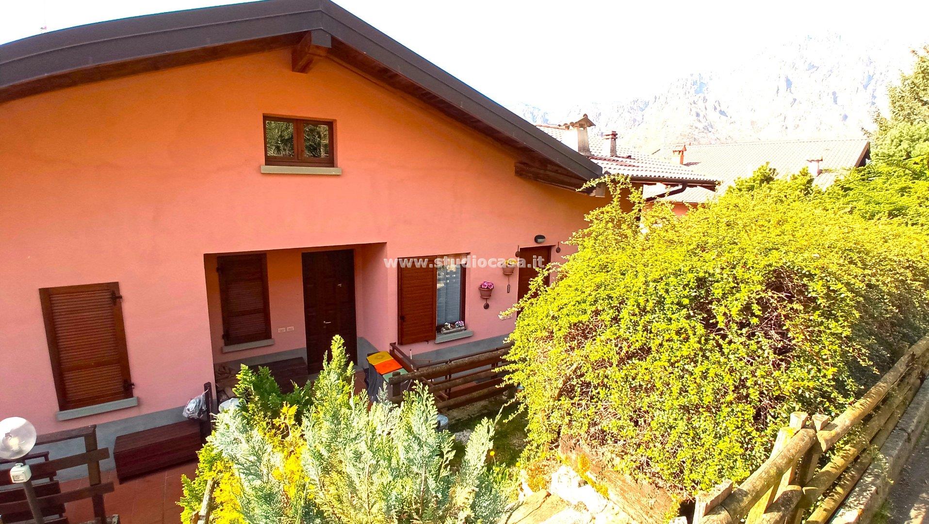 Appartamento in vendita a Gorno