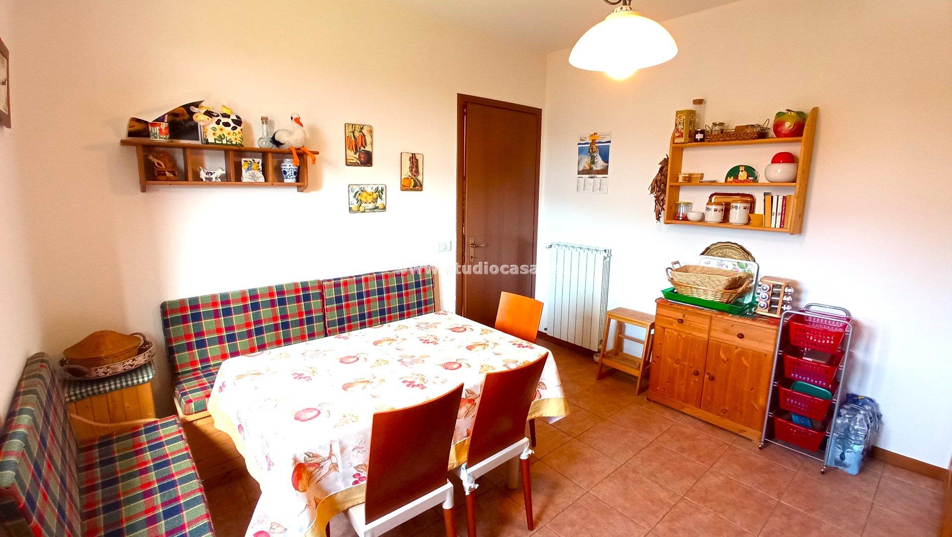 Appartamento in vendita a Gorno