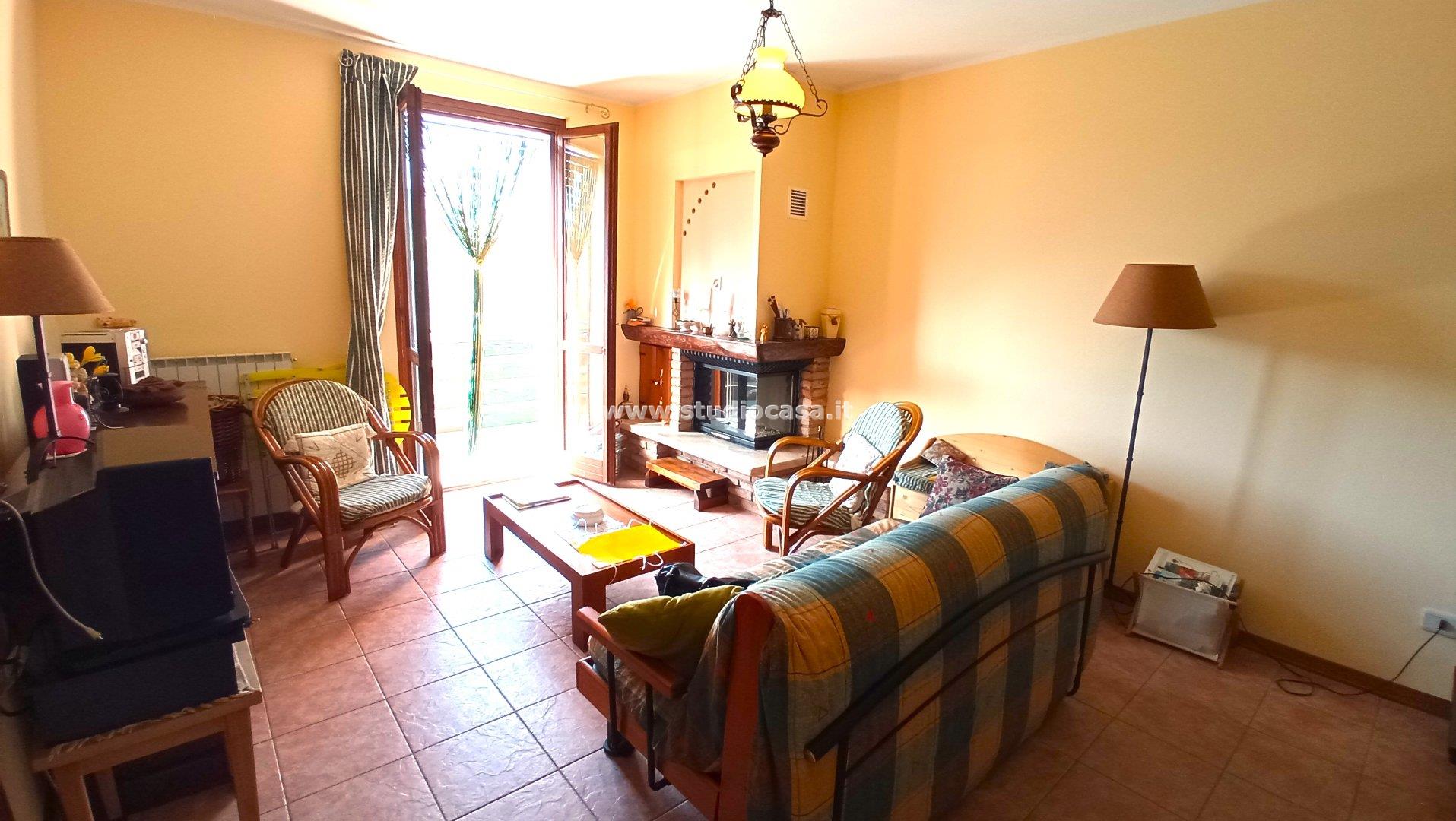 Appartamento in vendita a Gorno