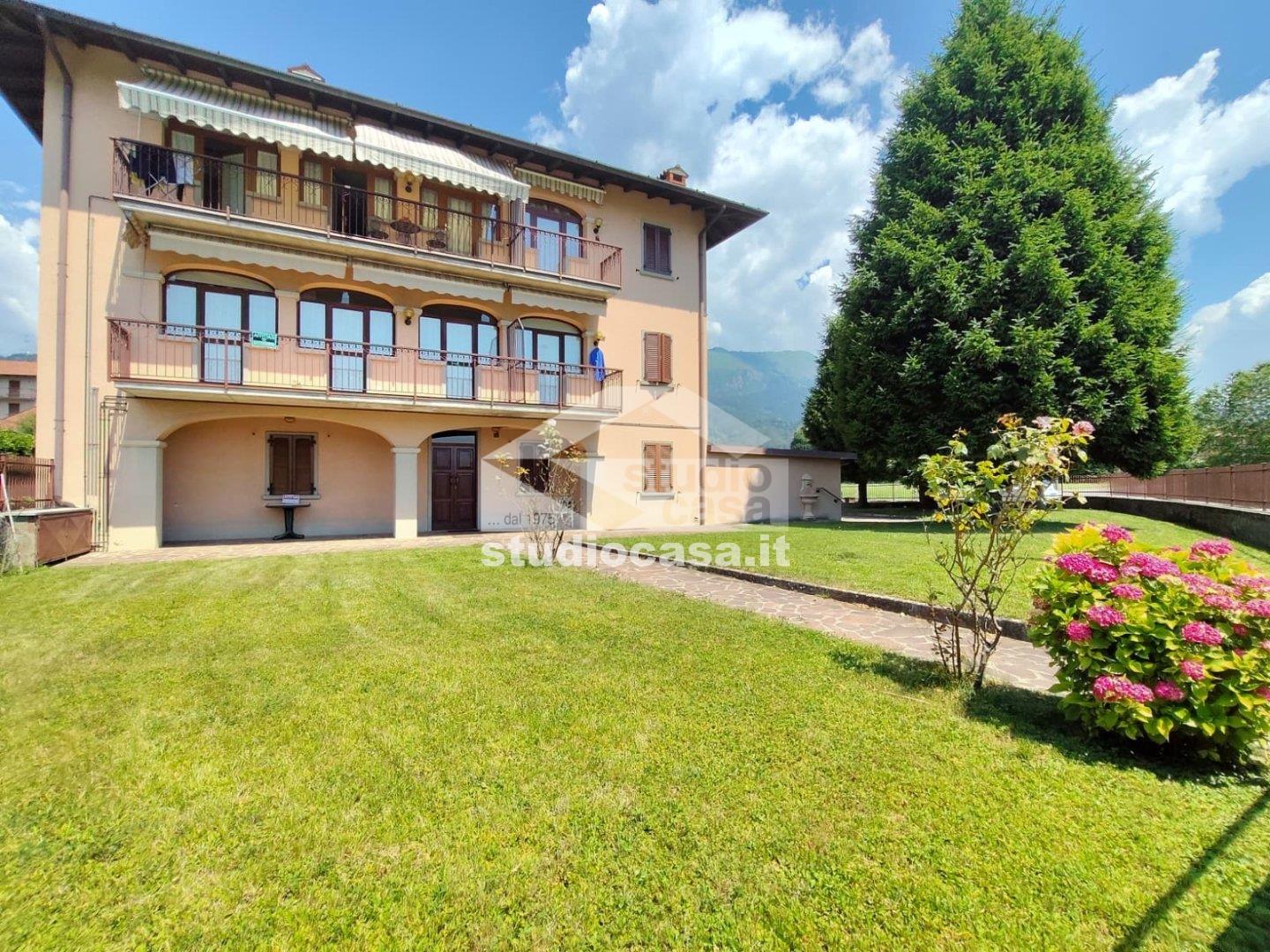 Appartamento in vendita a Rovetta