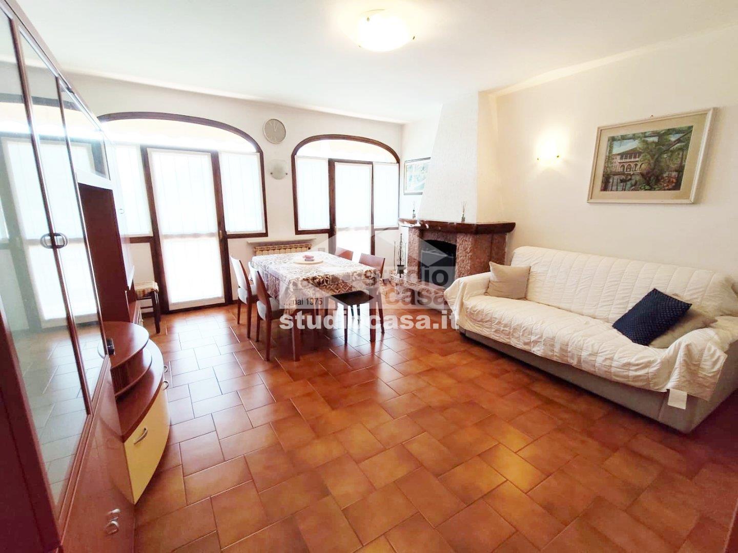 Appartamento in vendita a Rovetta