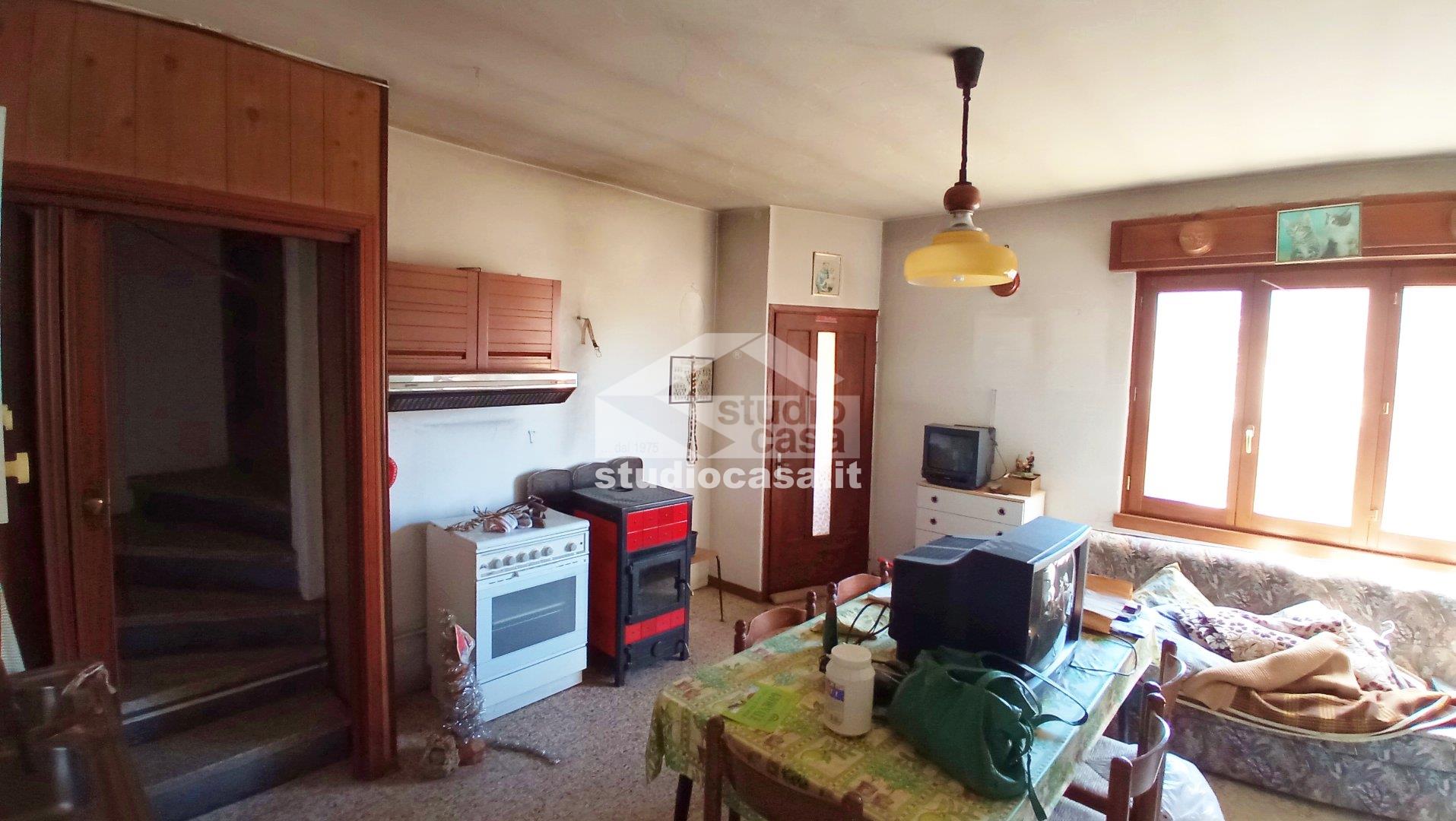Casa Unifamiliare in vendita a Castione della Presolana