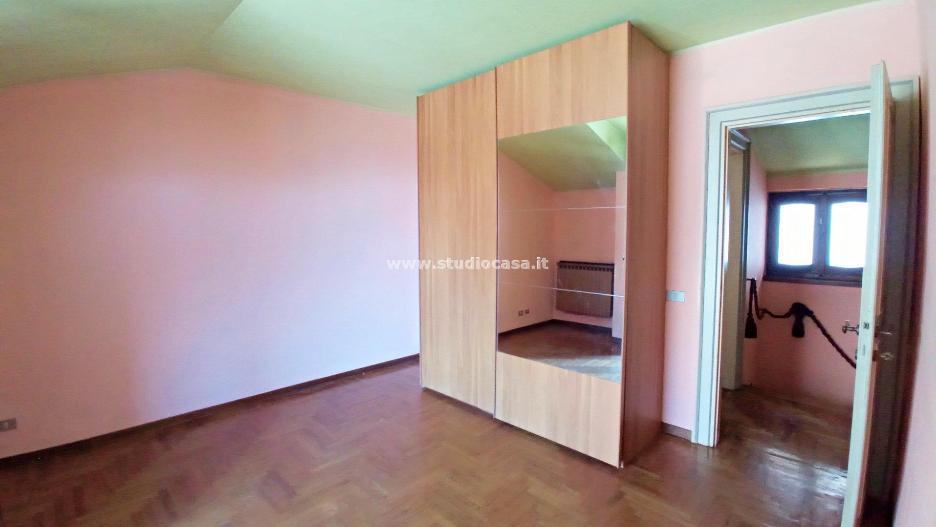 Casa Bifamiliare in vendita a Villa d