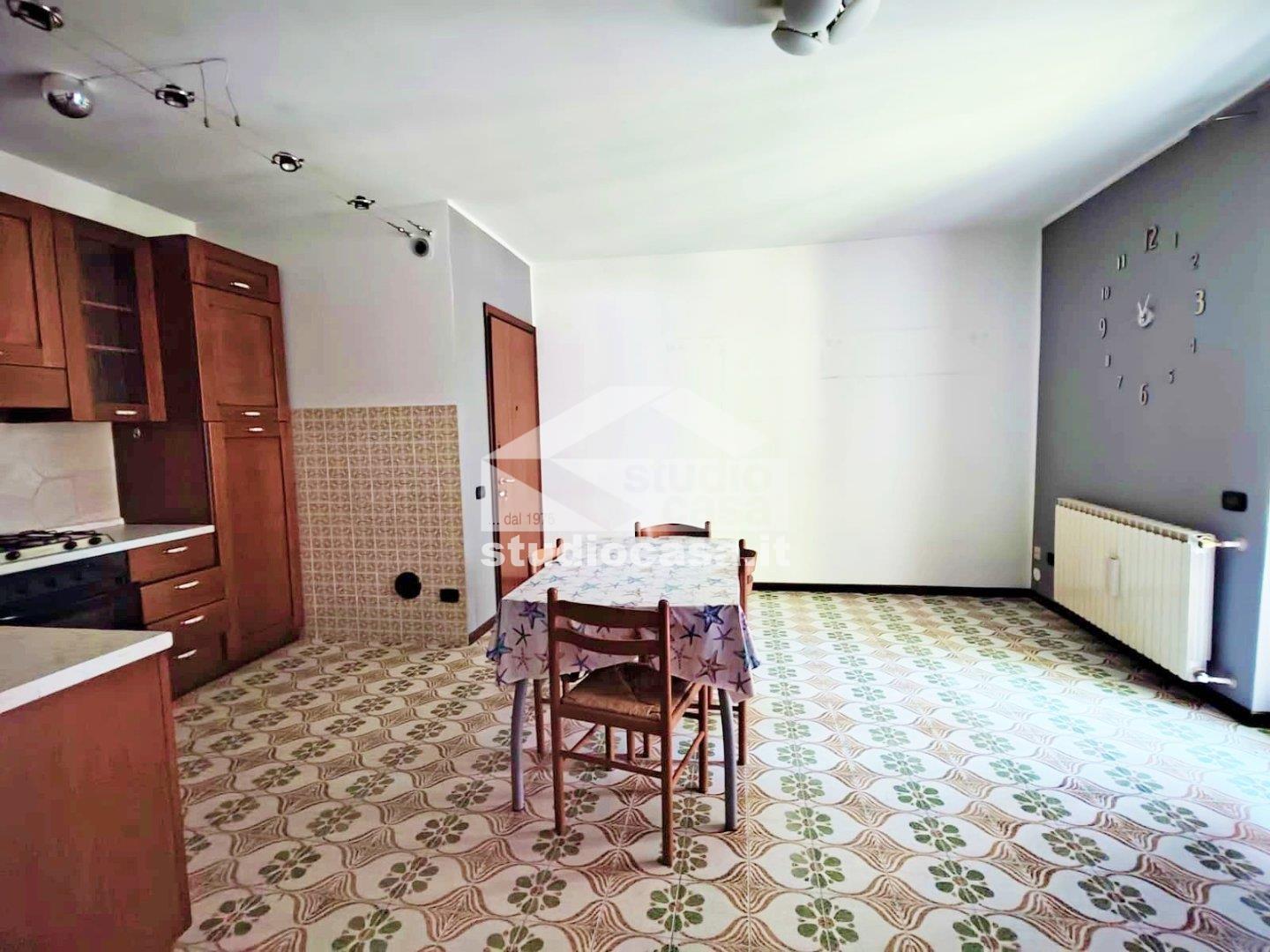 Appartamento in vendita a Parre