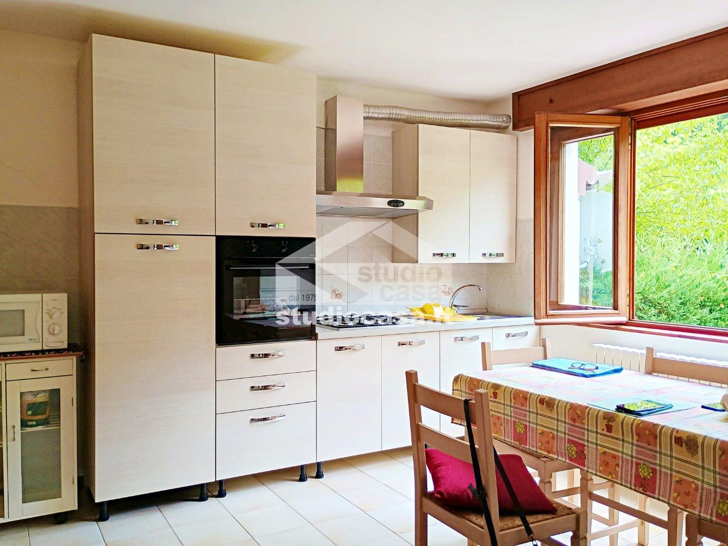 Appartamento in vendita a Gorno