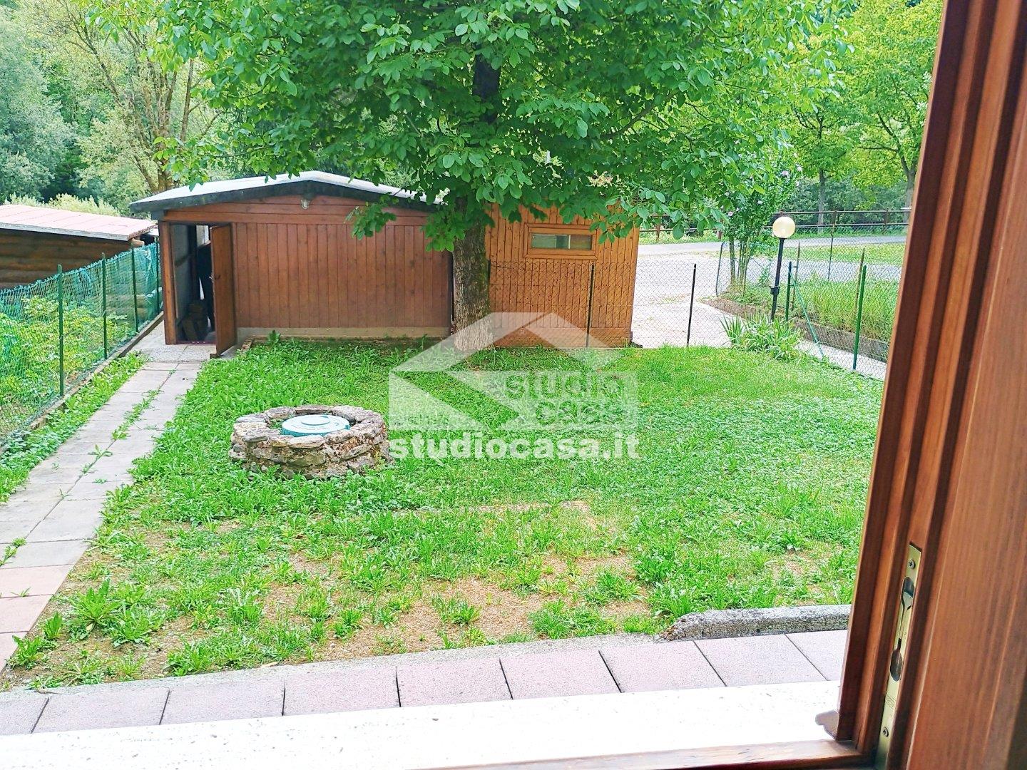 Appartamento in vendita a Gorno