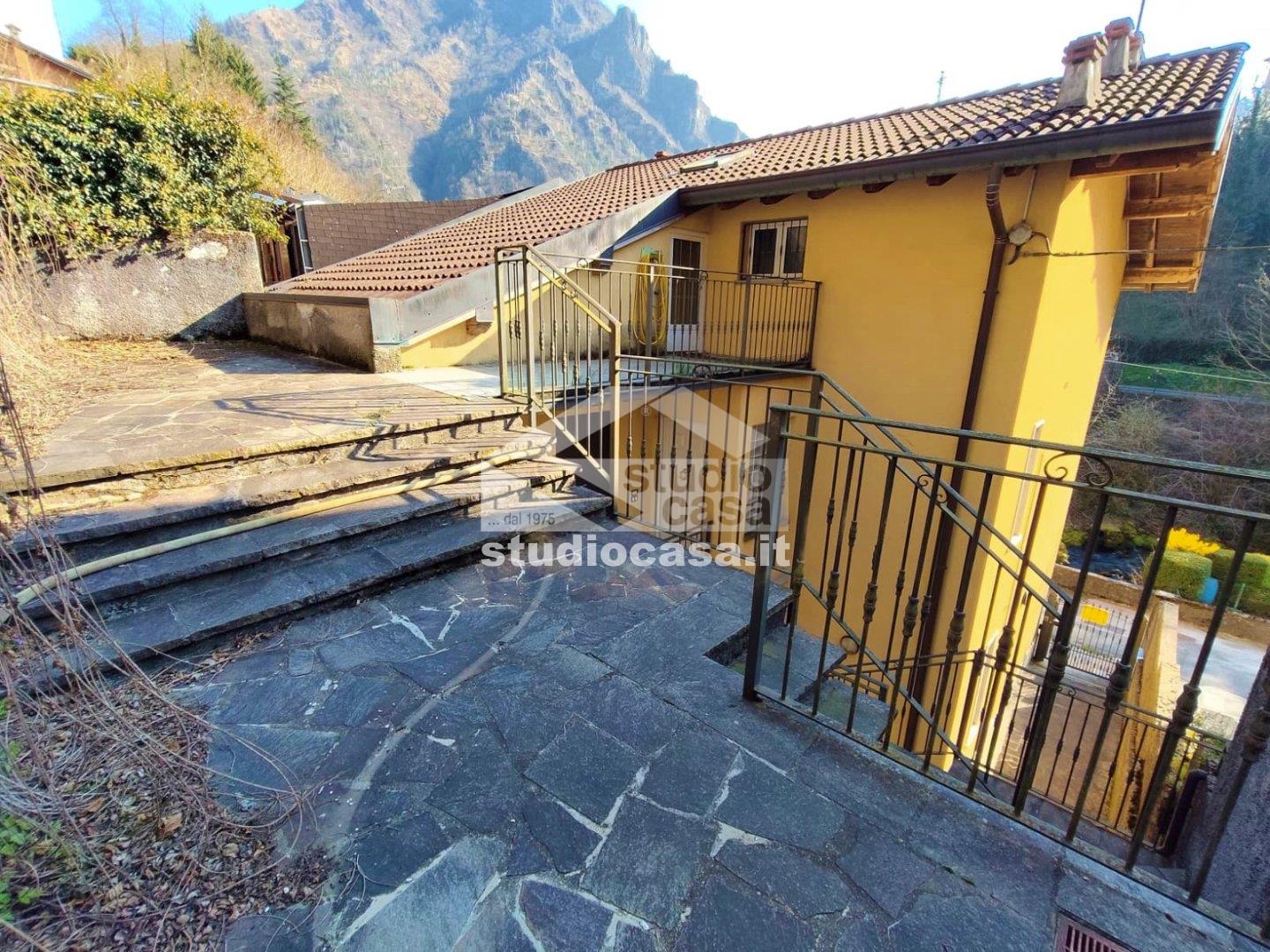 Appartamento in vendita a Ponte Nossa