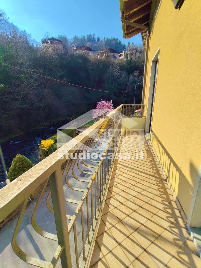 Appartamento in vendita a Ponte Nossa