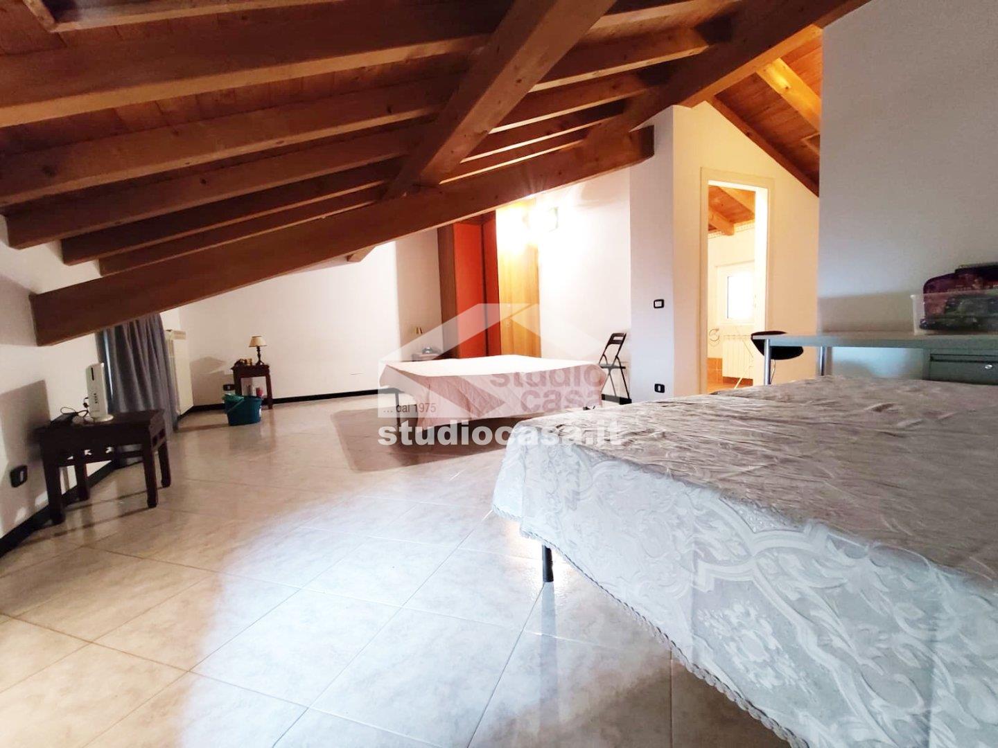 Casa Bifamiliare in vendita a Ponte Nossa