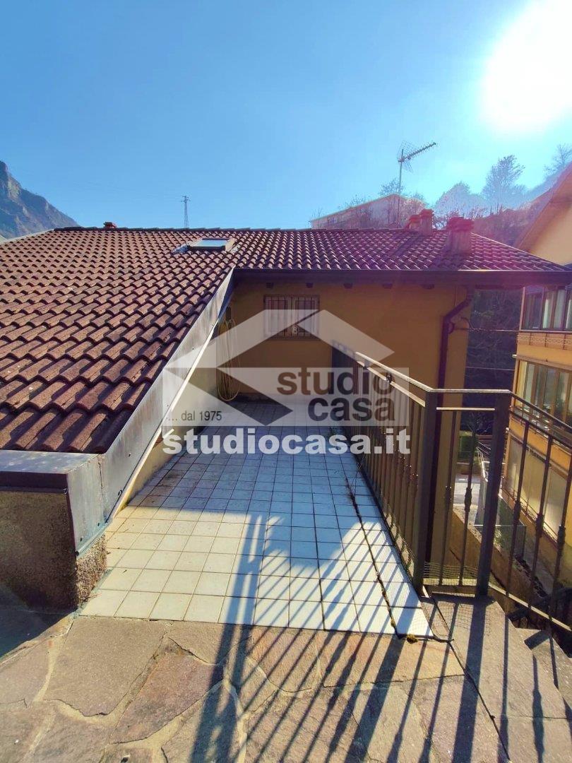 Casa Bifamiliare in vendita a Ponte Nossa