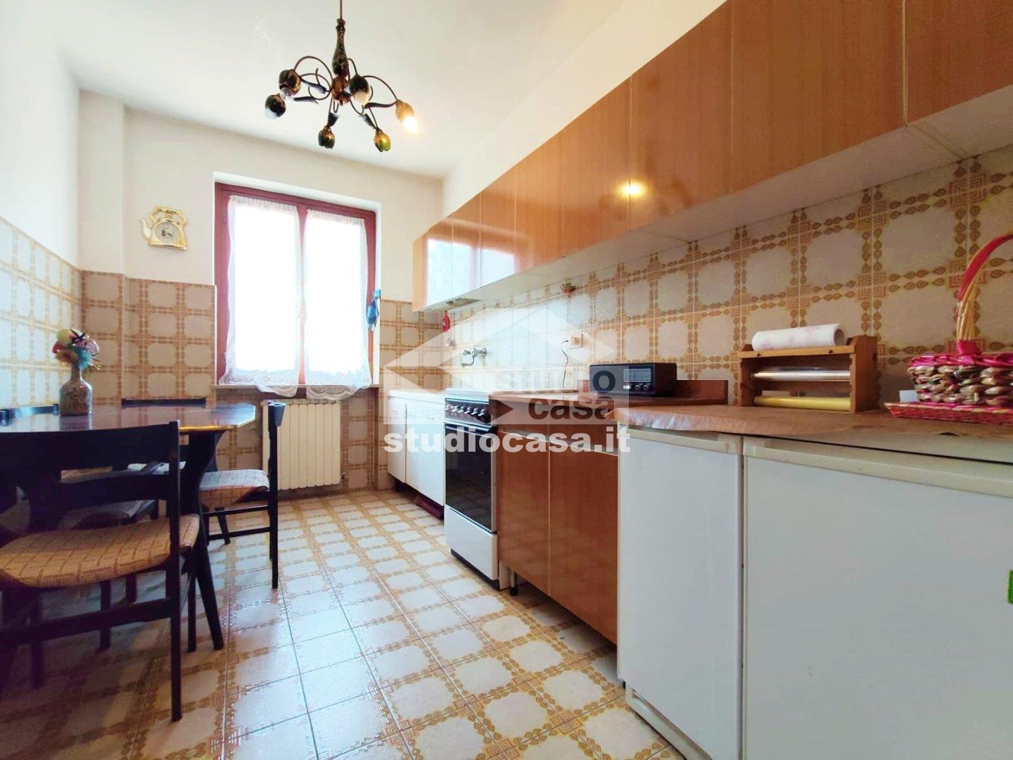 Appartamento in vendita a Parre