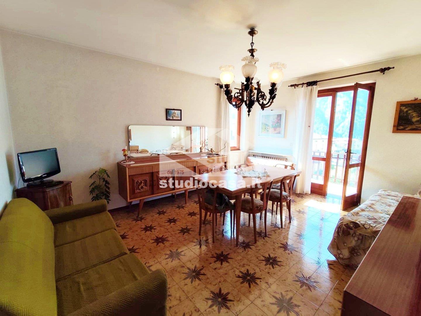 Appartamento in vendita a Parre