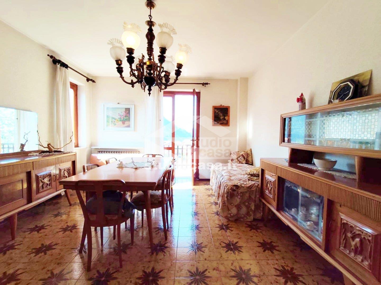 Appartamento in vendita a Parre