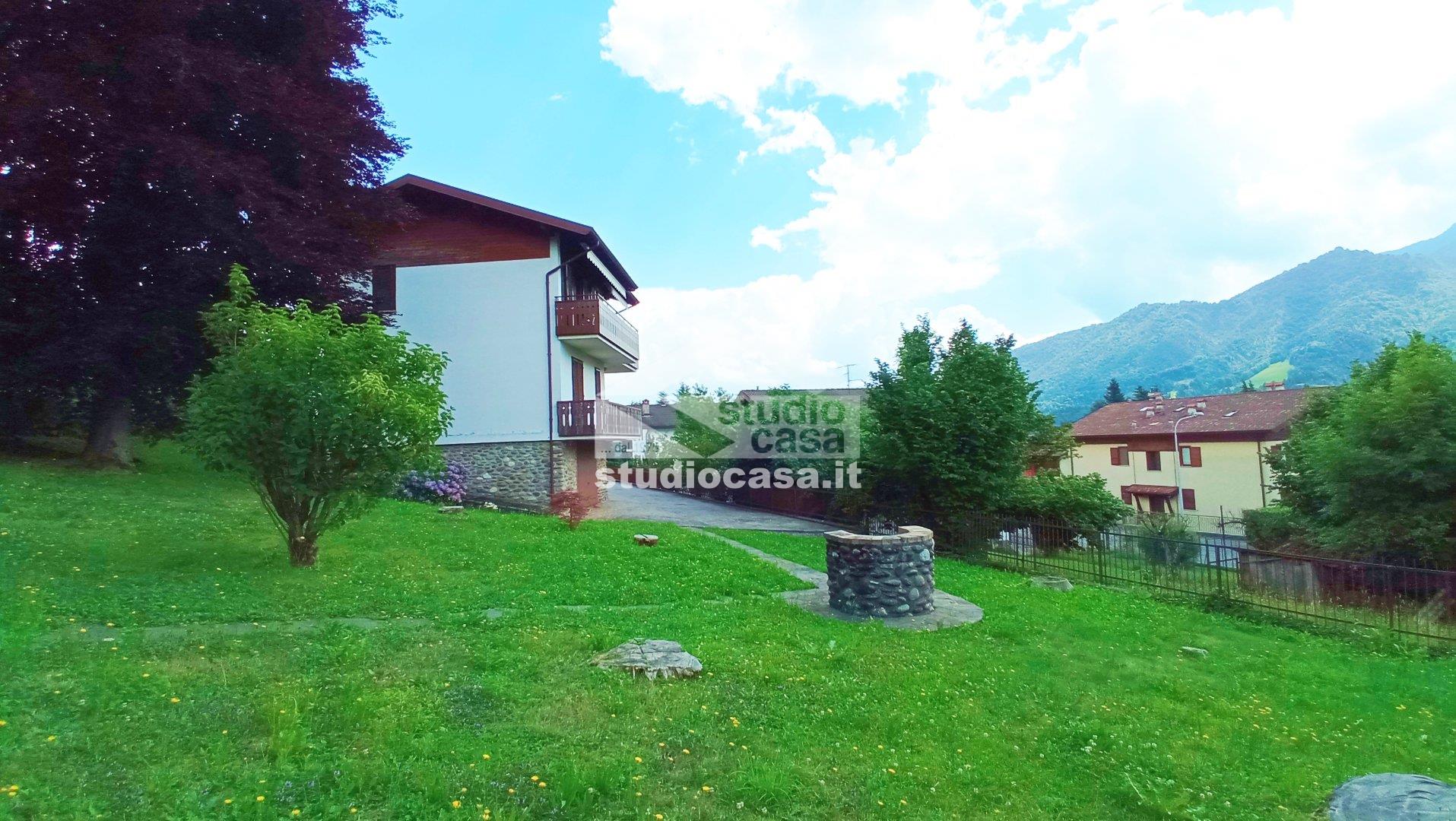 Appartamento in vendita a Parre