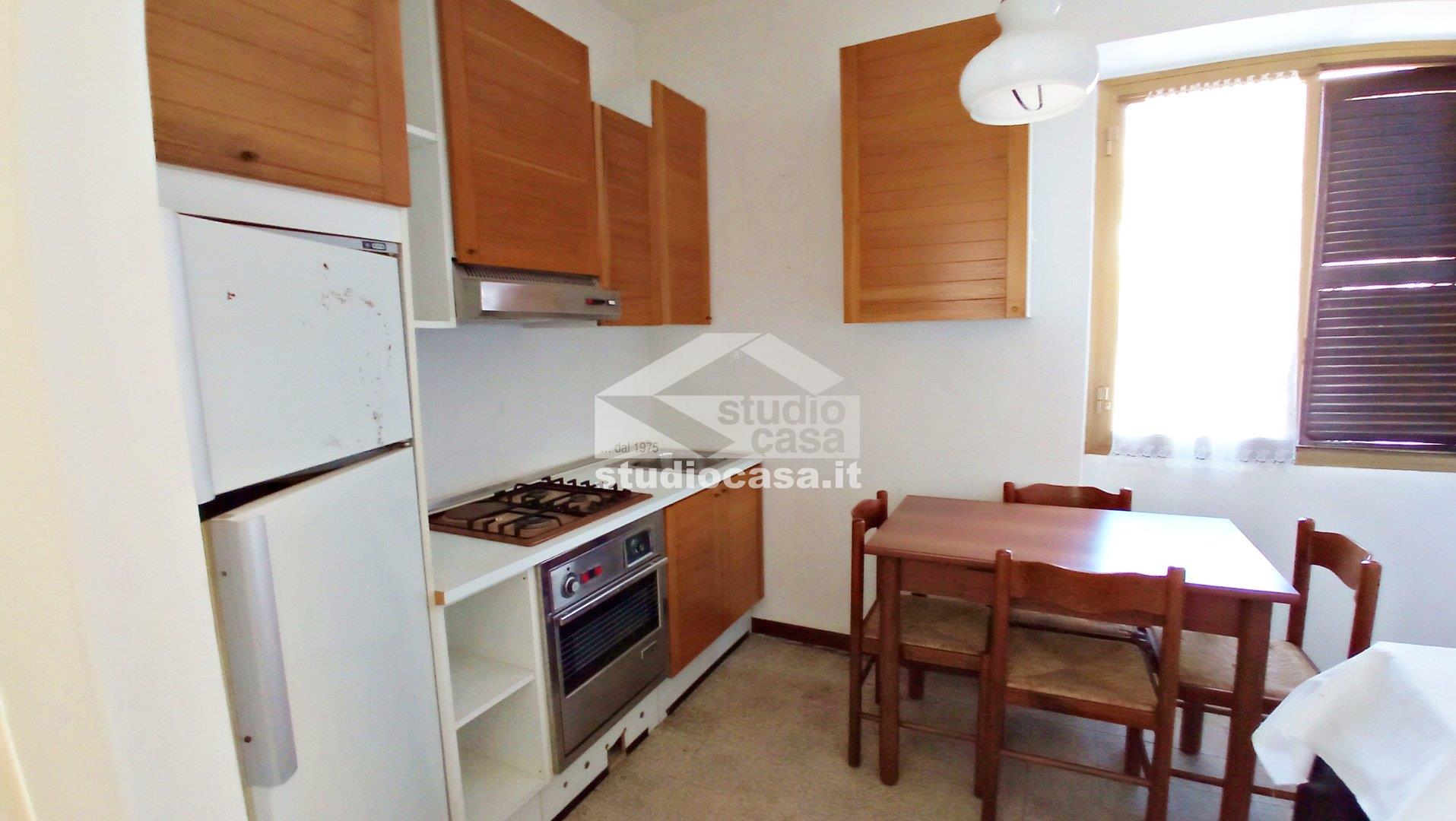 Appartamento in vendita a Gorno