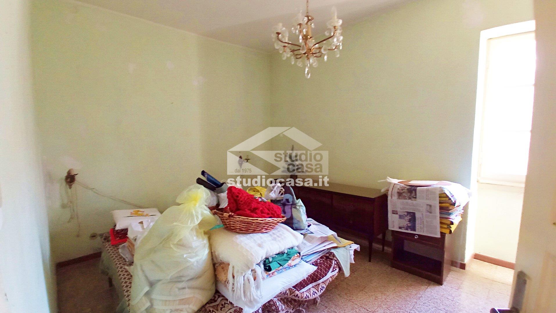 Appartamento in vendita a Gorno