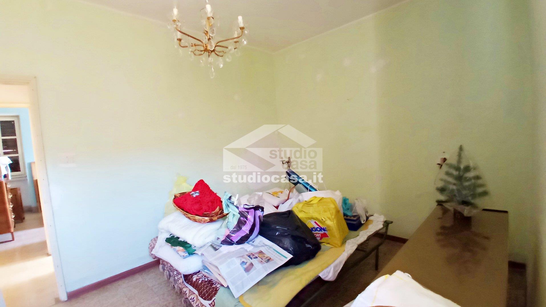 Appartamento in vendita a Gorno