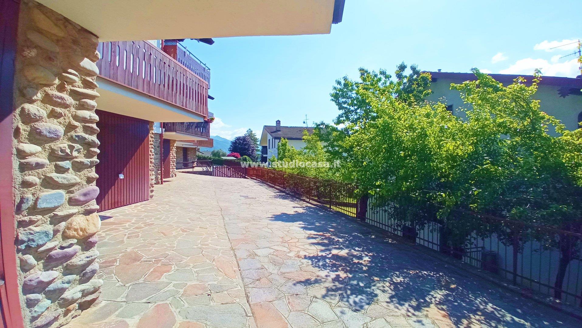 Appartamento in vendita a Parre