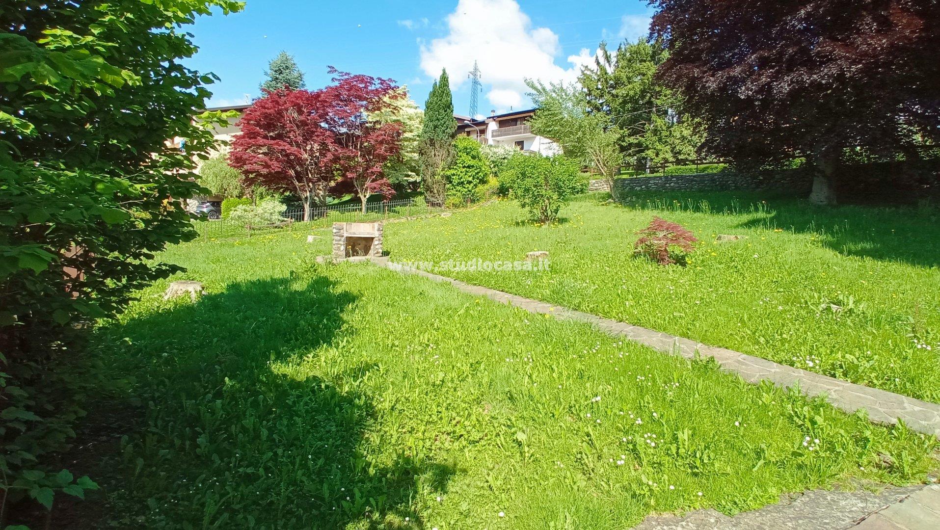 Appartamento in vendita a Parre