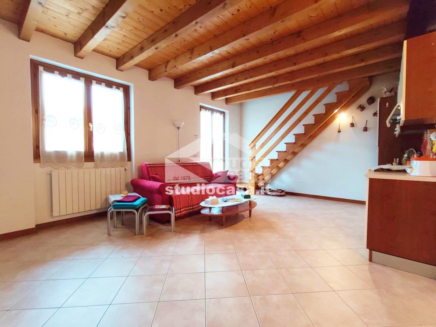 Appartamento in vendita a Ponte Nossa