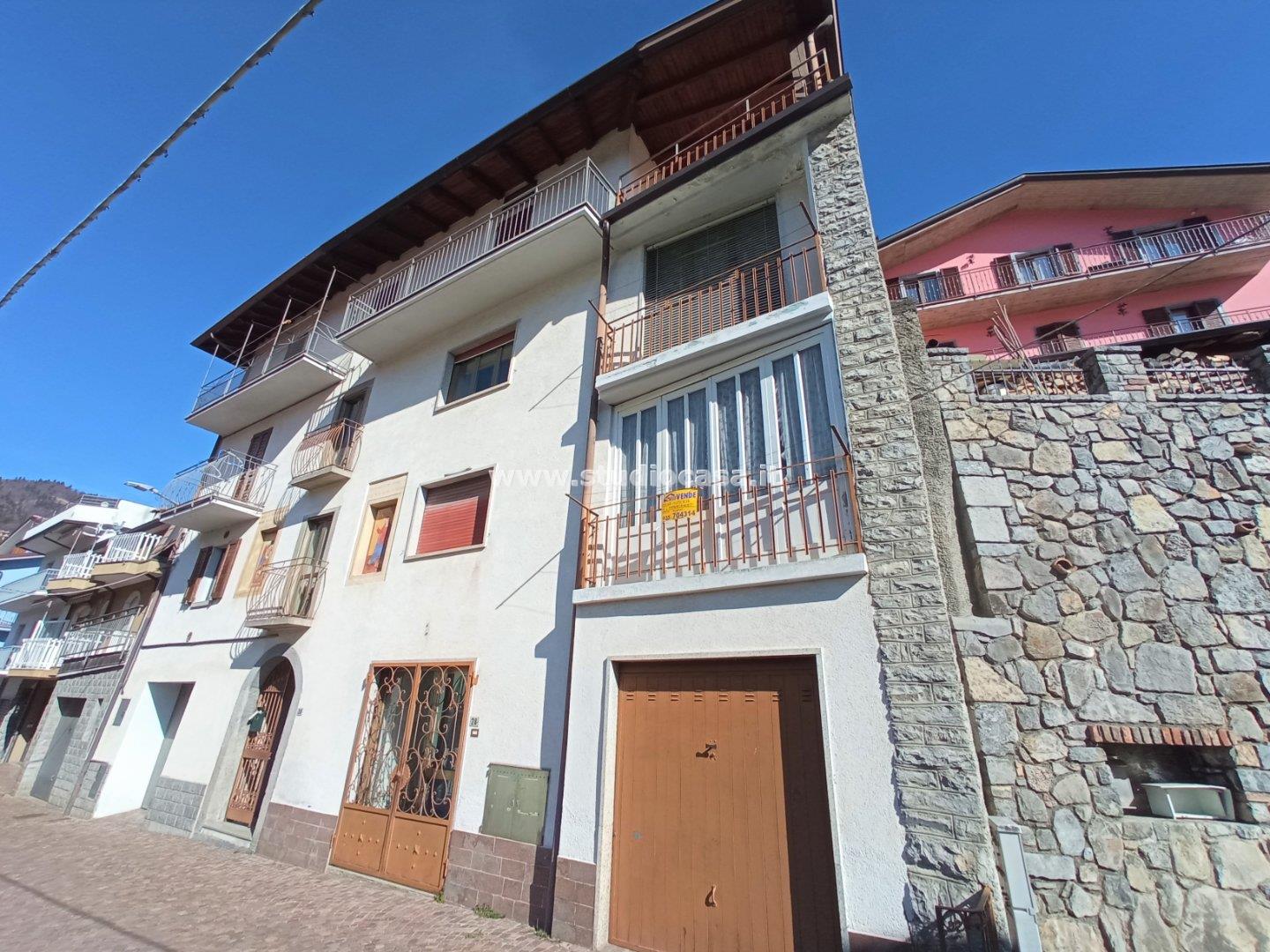 Casa Bifamiliare in vendita a Oneta
