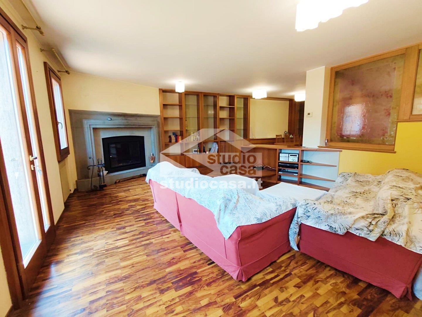 Casa Unifamiliare in vendita a Clusone