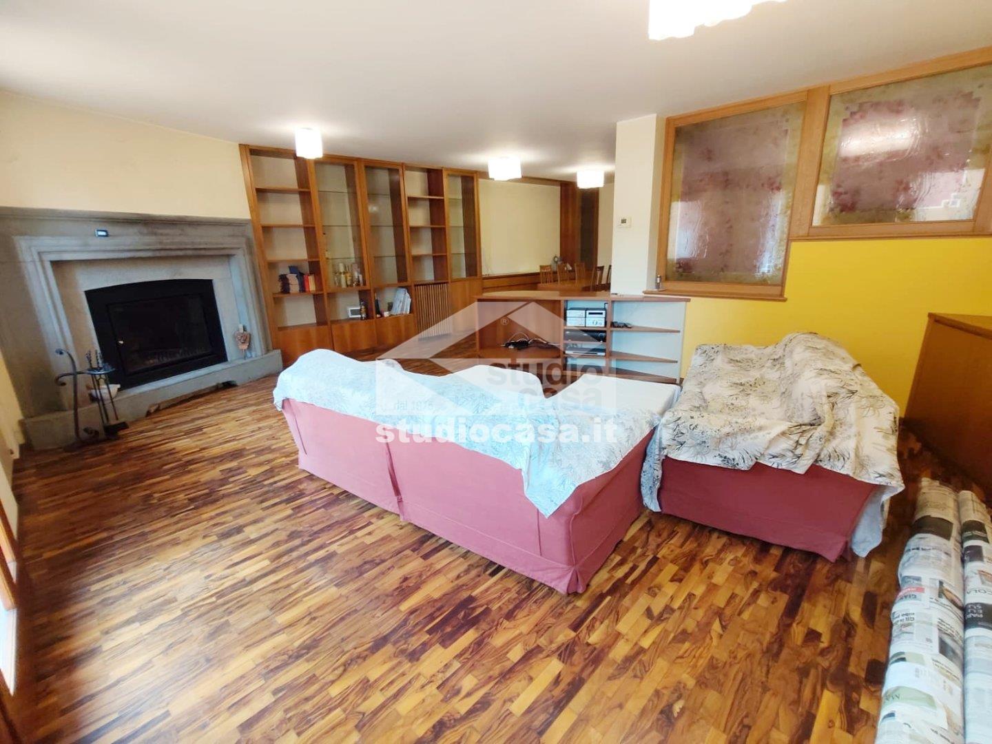 Casa Unifamiliare in vendita a Clusone