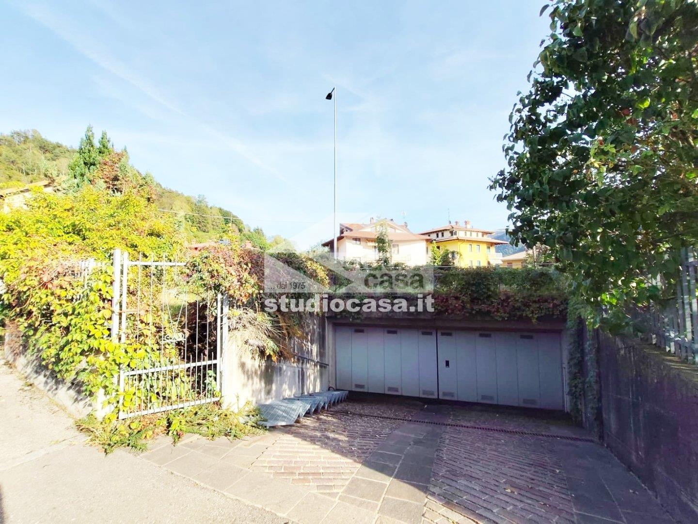 Casa Unifamiliare in vendita a Clusone