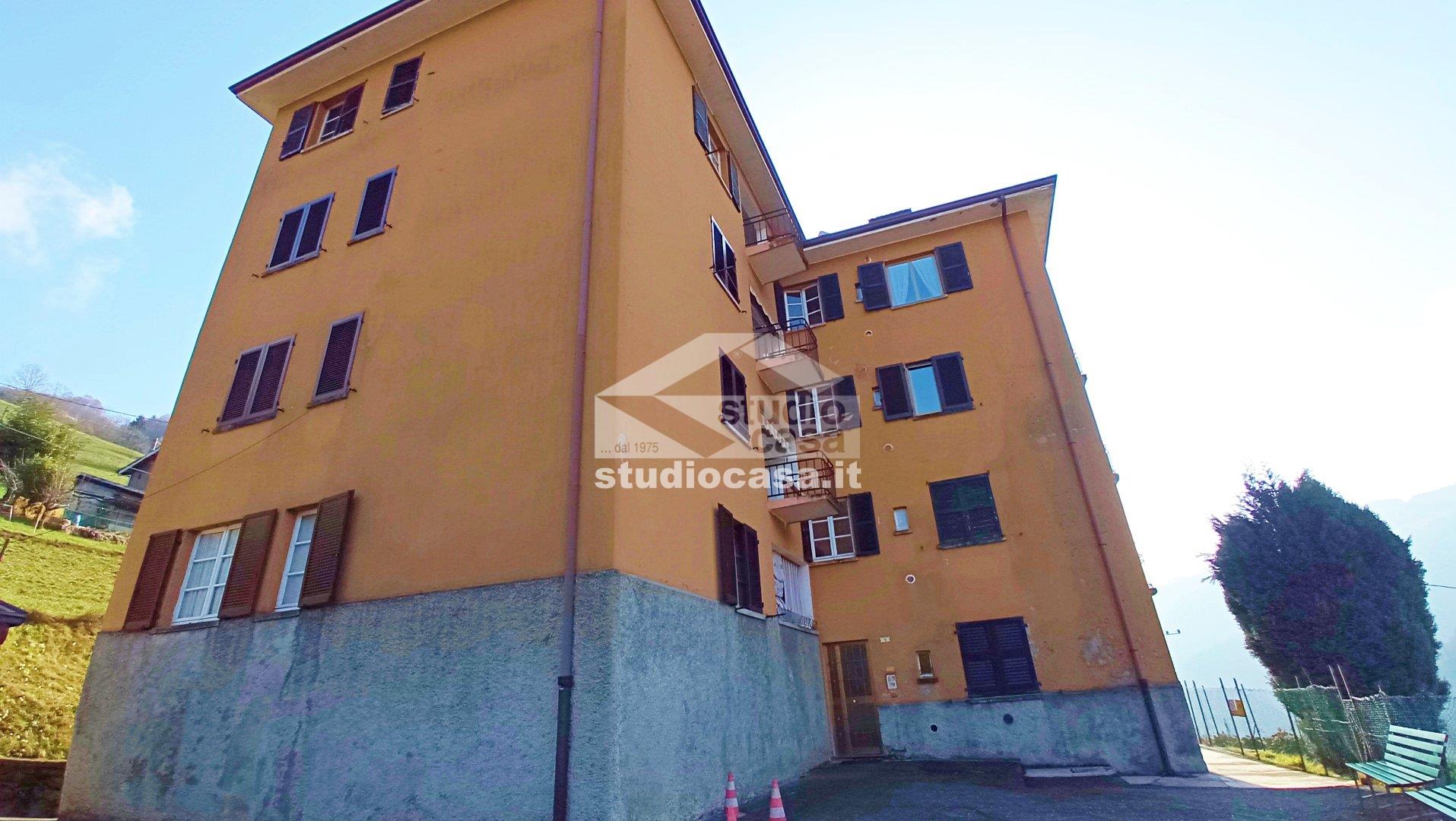 Appartamento in vendita a Gorno