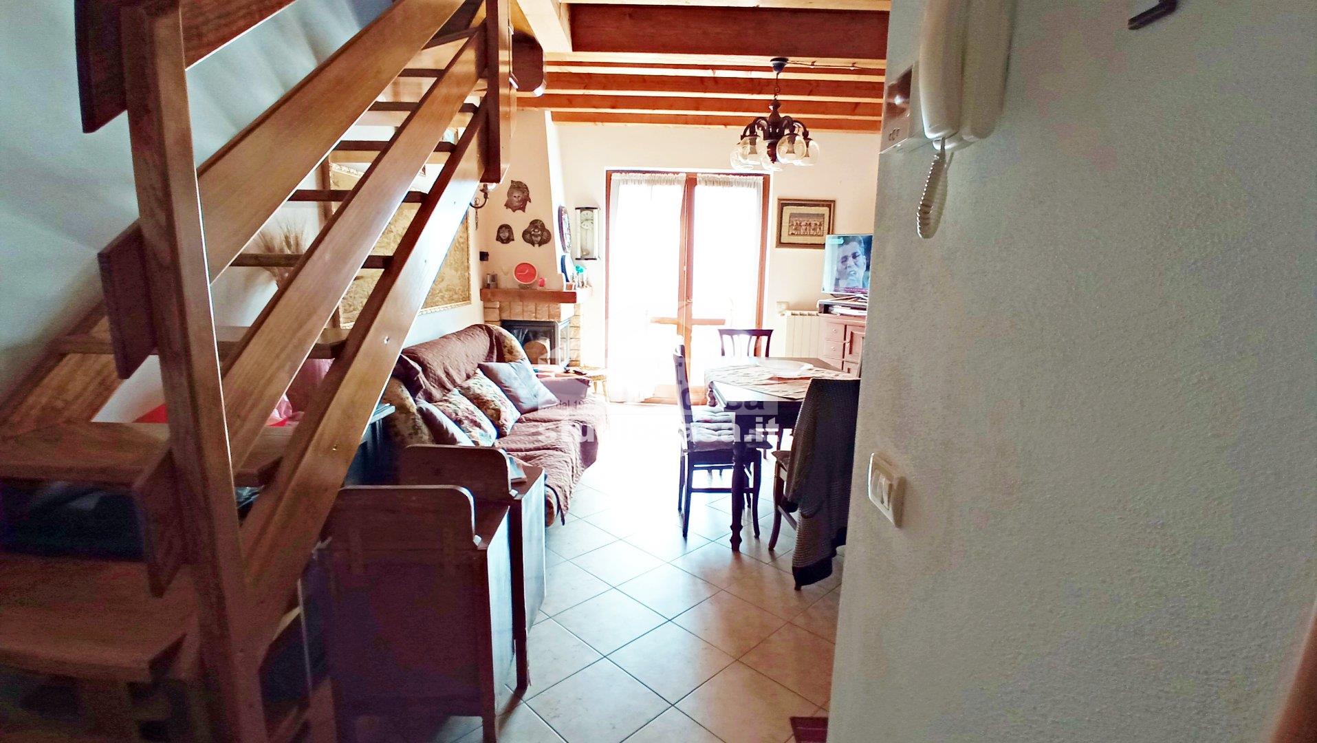 Appartamento in vendita a Parre