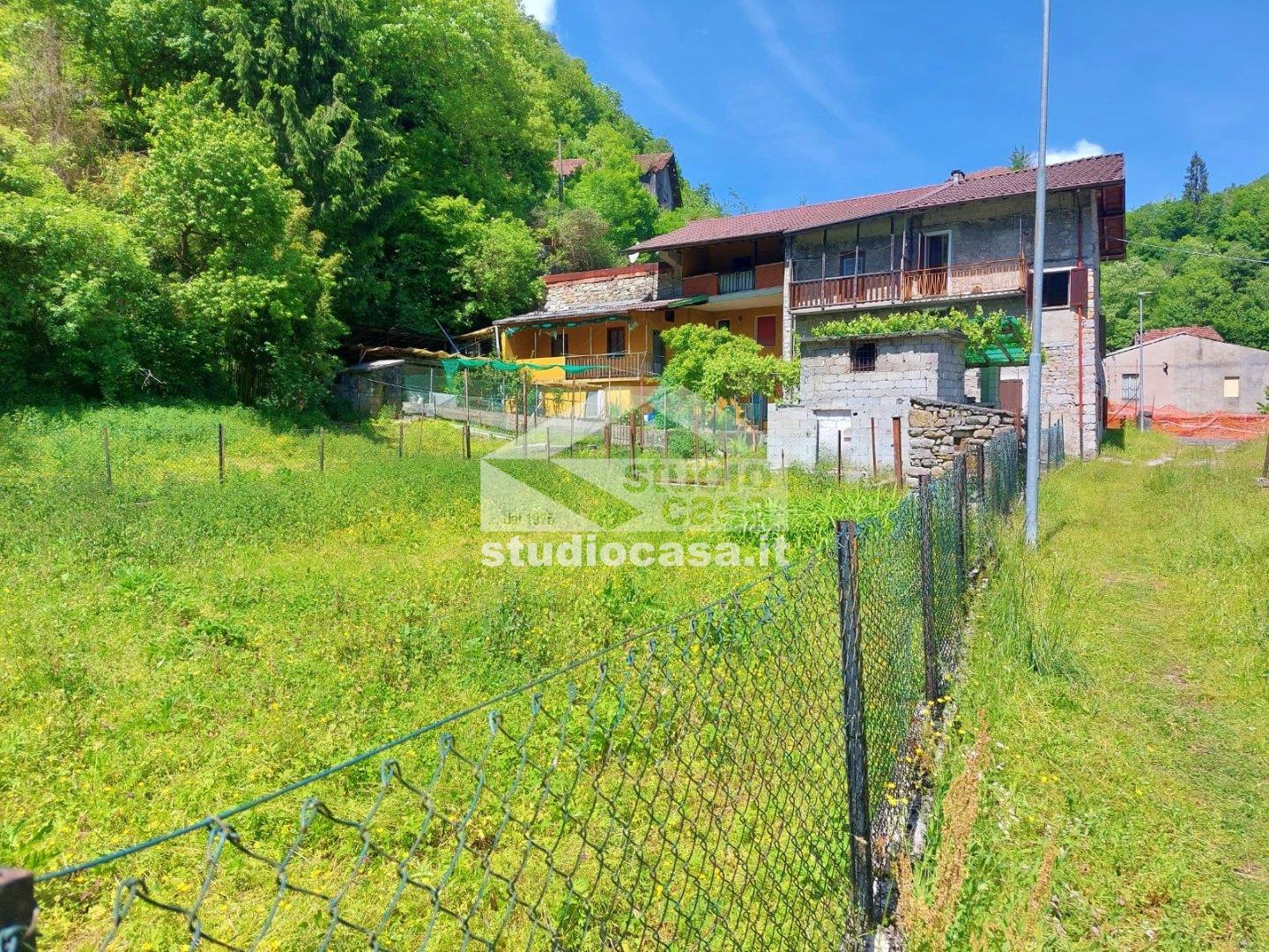 Casa Unifamiliare in vendita a Gorno