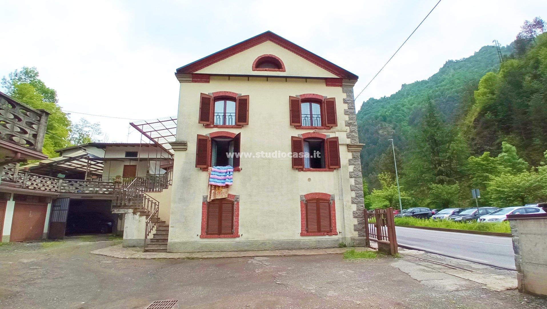 Appartamento in vendita a Gorno