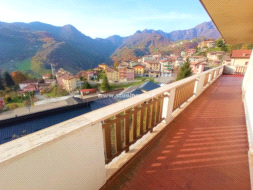 Appartamento in vendita a Gorno