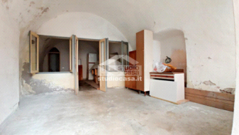 Casa Rustica in vendita a Gorno