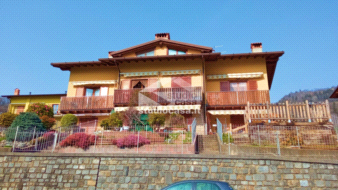 Appartamento in vendita a Parre