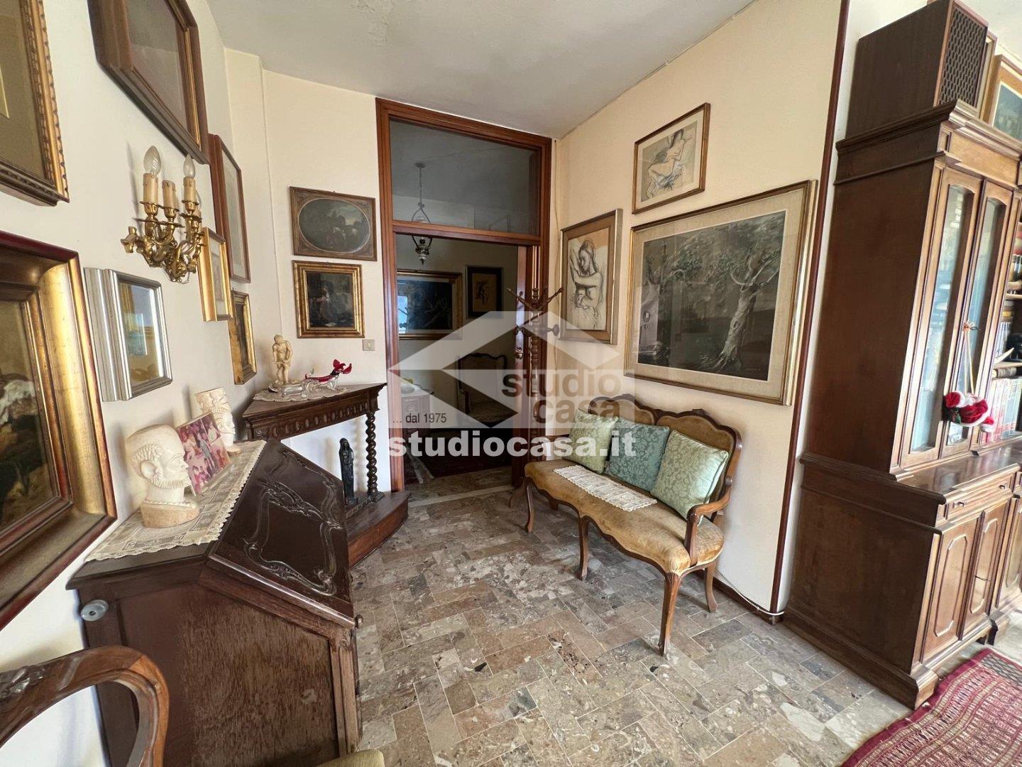 Appartamento in vendita a Lovere