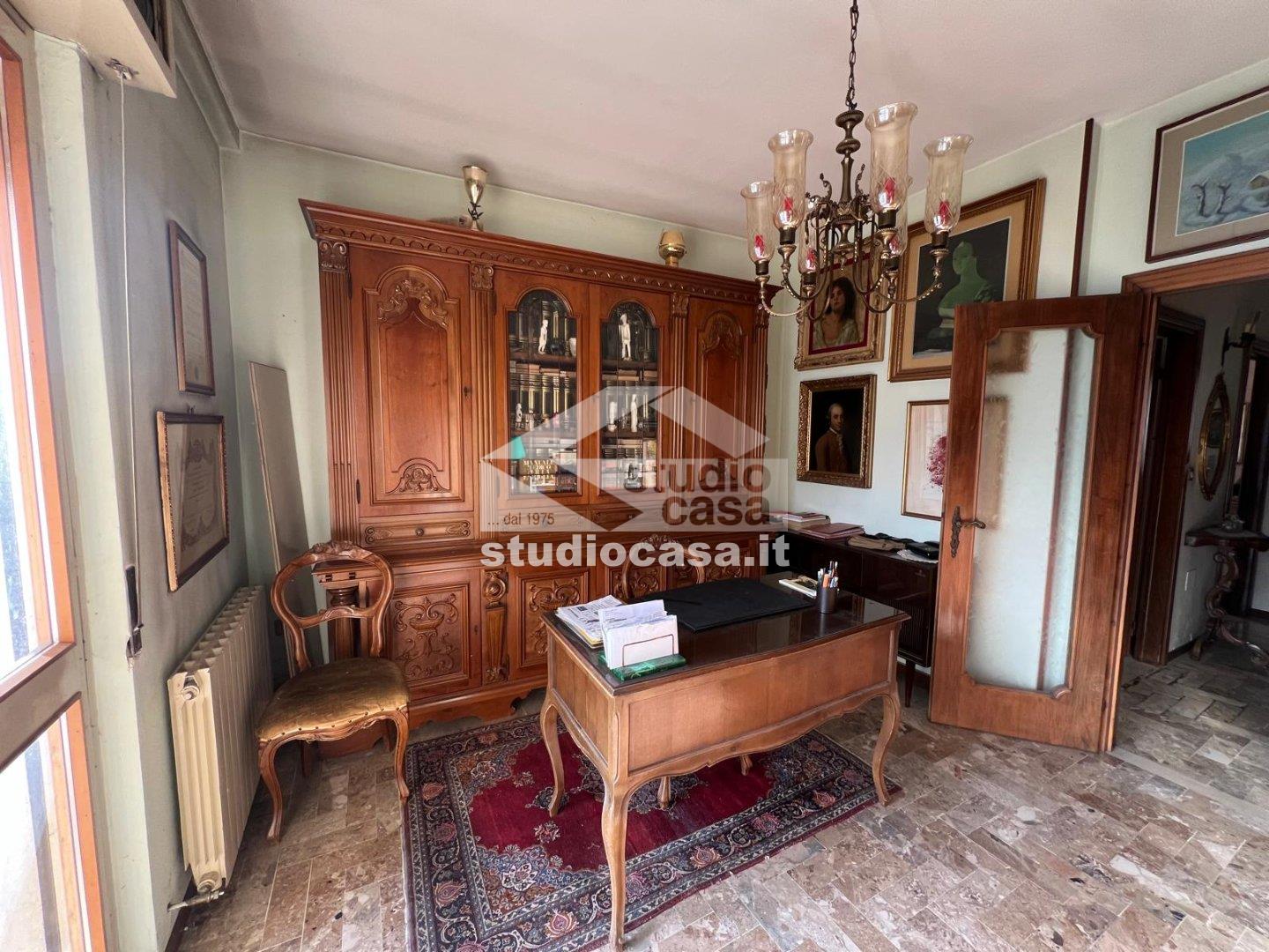 Appartamento in vendita a Lovere