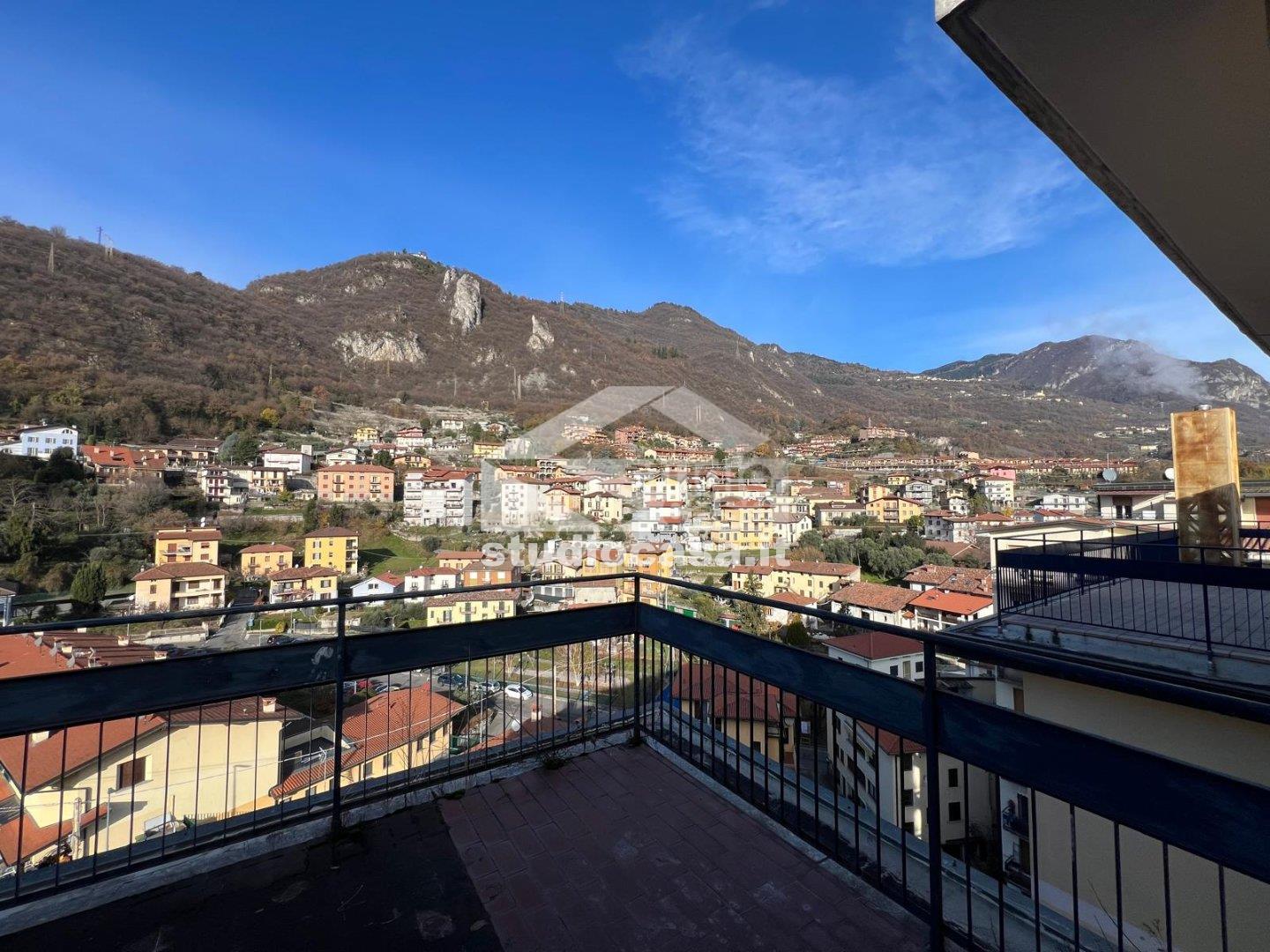 Appartamento in vendita a Lovere