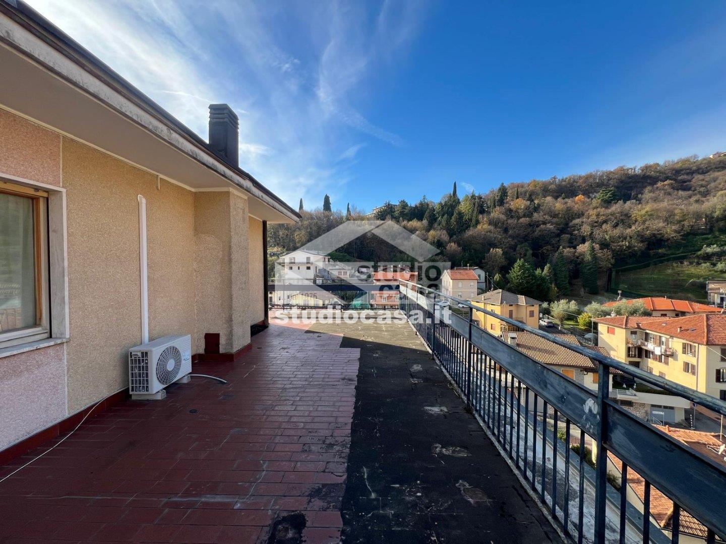 Appartamento in vendita a Lovere