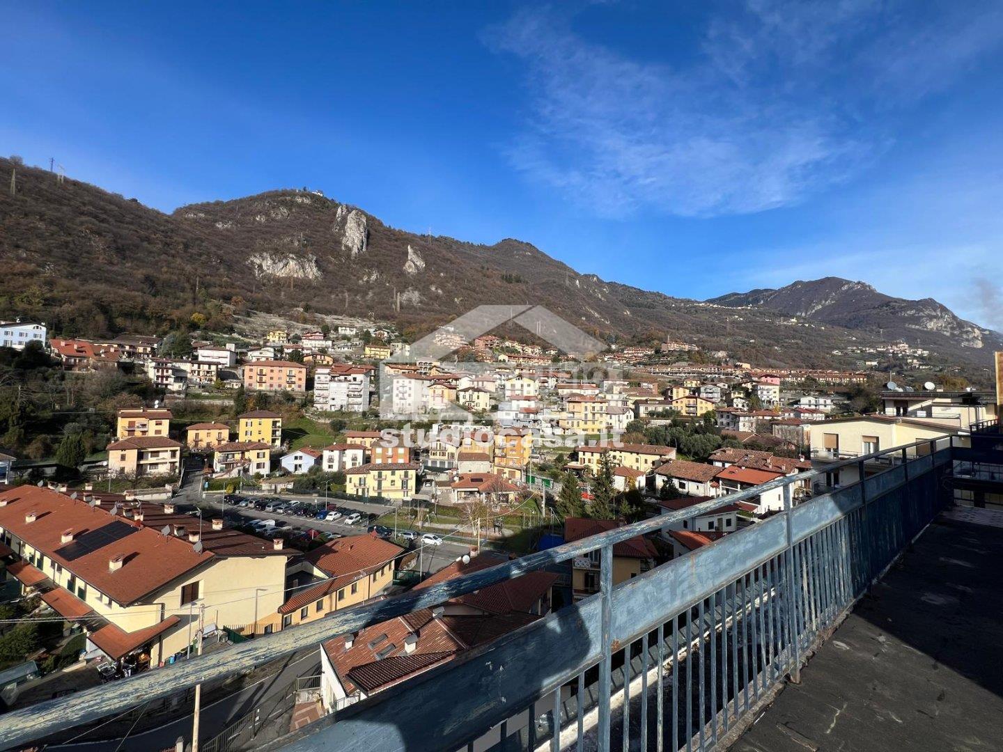 Appartamento in vendita a Lovere