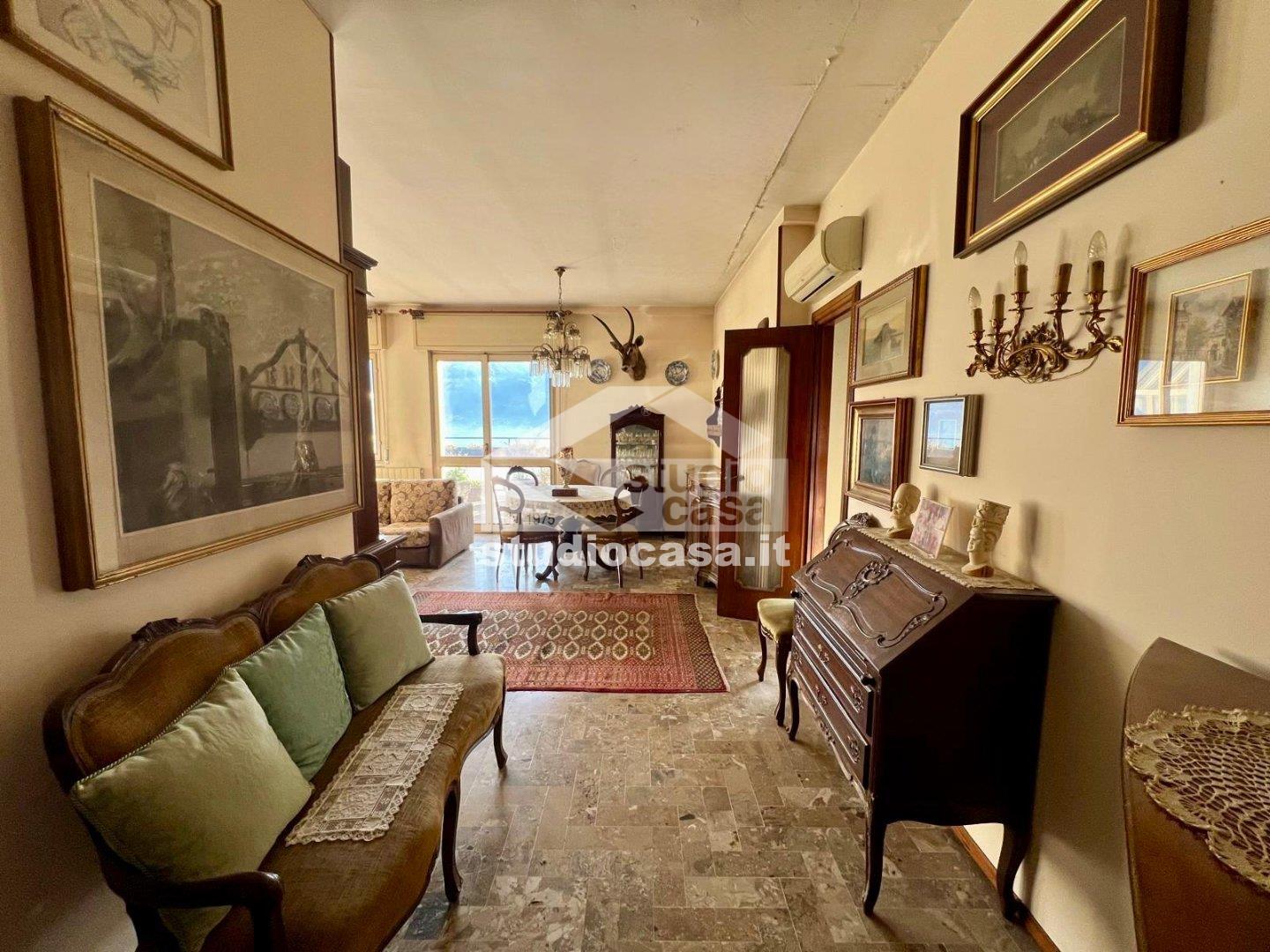 Appartamento in vendita a Lovere