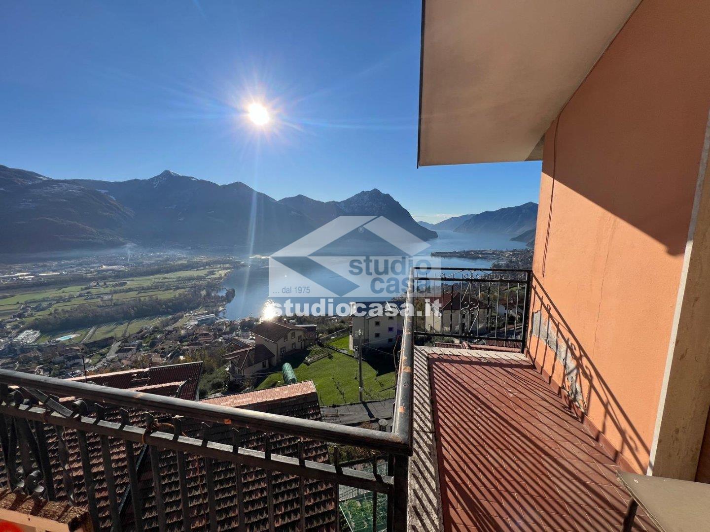 Casa Unifamiliare in vendita a Costa Volpino