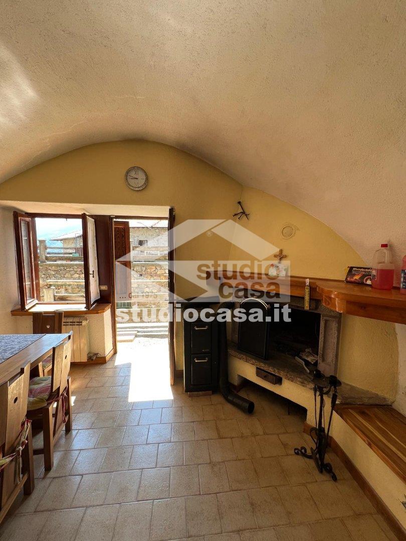 Appartamento in vendita a Rogno