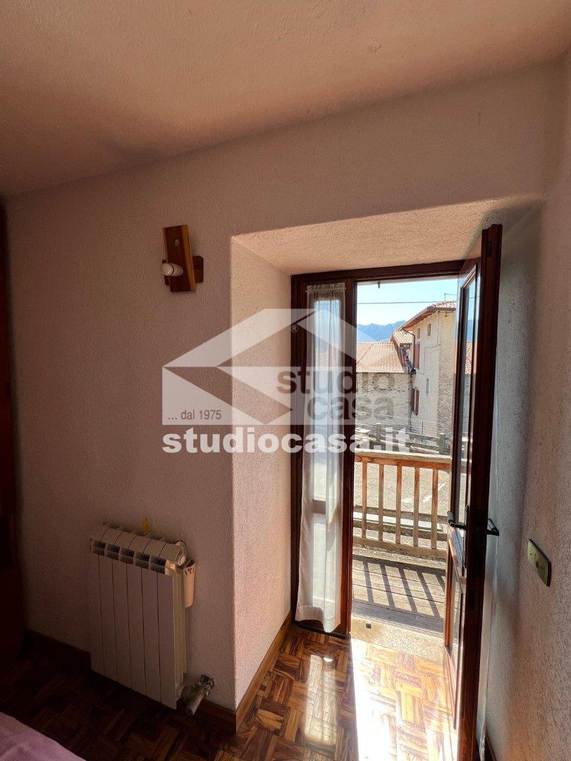Appartamento in vendita a Rogno