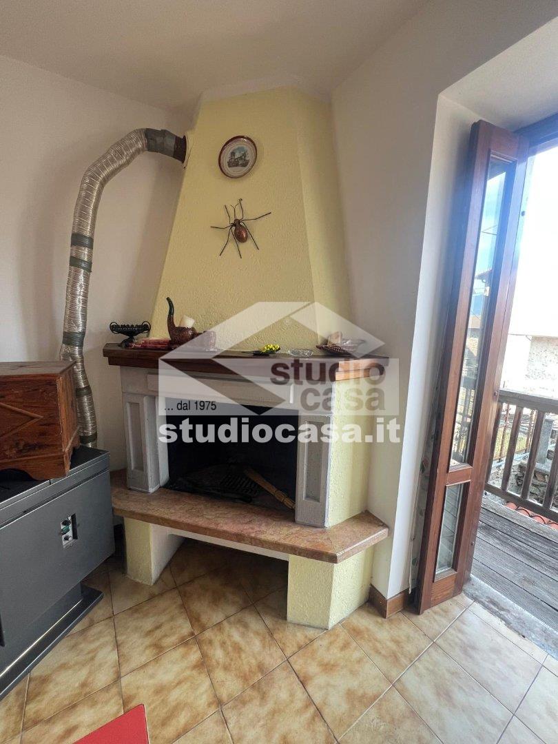 Appartamento in vendita a Rogno