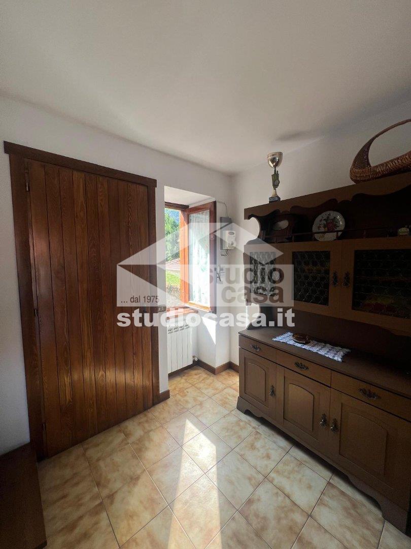 Appartamento in vendita a Rogno