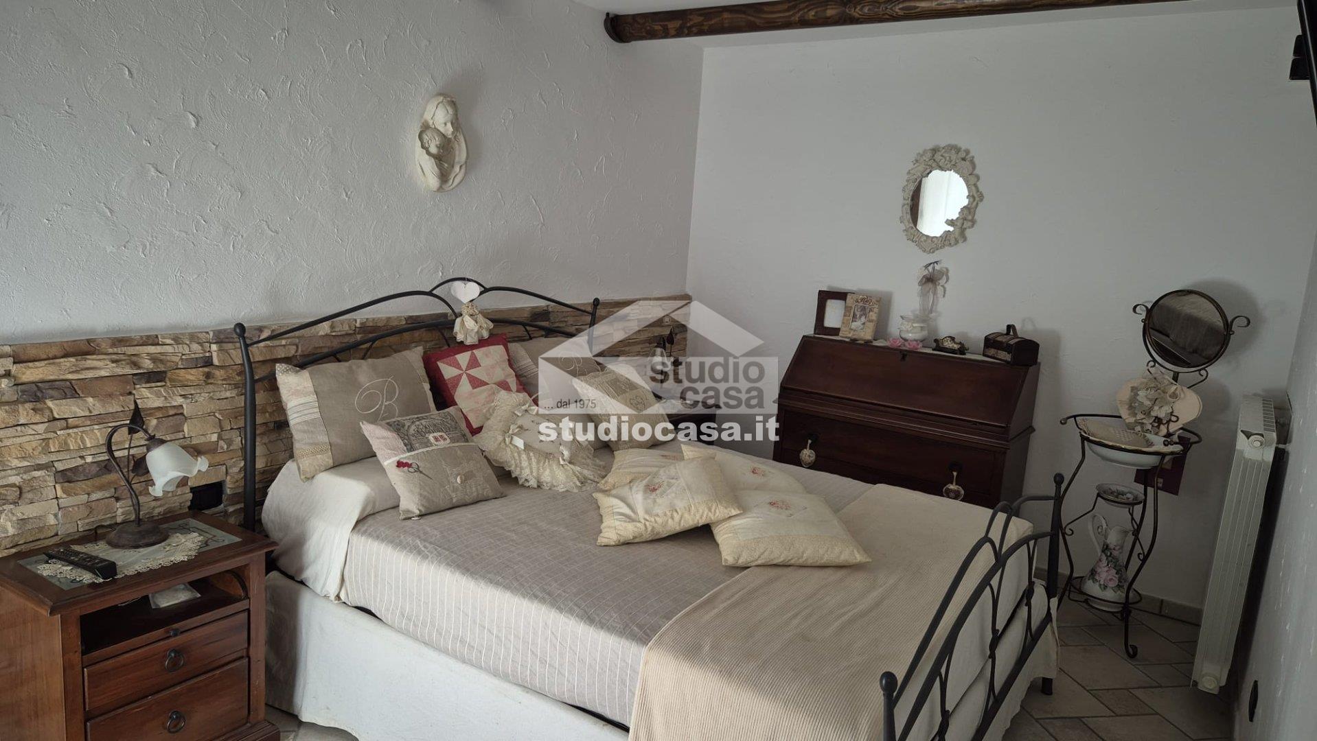 Appartamento in vendita a Riva di Solto